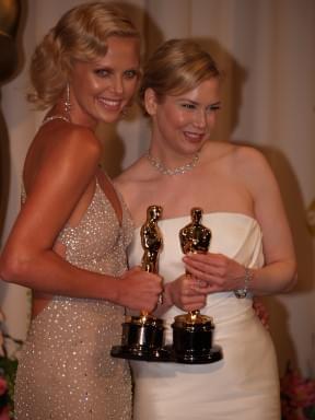 Photo: Picture of Charlize Theron and Renée Zellweger | 76th Annual Academy Awards acad76-186.jpg