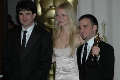 Photo: Picture of Fernando Bovaira, Gwyneth Paltrow and Alejandro Amenábar | 77th Annual Academy Awards 77-1157.jpg