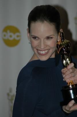 Photo: Picture of Hilary Swank | 77th Annual Academy Awards 77-1271.jpg