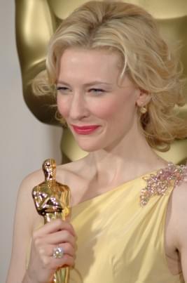 Photo: Picture of Cate Blanchett | 77th Annual Academy Awards 77-354.jpg