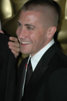 Photo: Picture of Jake Gyllenhaal | 77th Annual Academy Awards 77-609.jpg