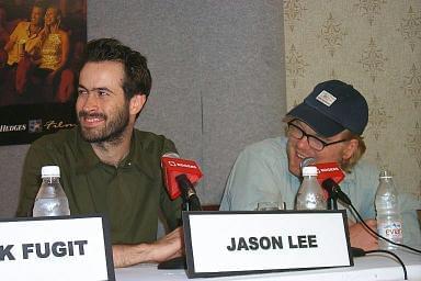Photo: Picture of Jason Lee and Philip Seymour Hoffman | Almost Famous press conference | 25th Toronto International Film Festival d2-i-0014.jpg