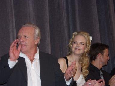 Photo: Picture of Anthony Hopkins and Nicole Kidman | The Human Stain premiere | 28th Toronto International Film Festival t03i-3-61.jpg