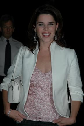 Photo: Picture of Neve Campbell | When Will I Be Loved? premiere | 29th Toronto International Film Festival t04c-1-9.jpg