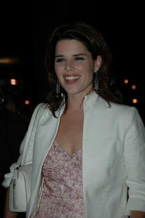 Photo: Picture of Neve Campbell | When Will I Be Loved? premiere | 29th Toronto International Film Festival t04i-1-178.jpg