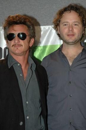 Photo: Picture of Sean Penn and Niels Mueller | The Assassination of Richard Nixon press conference | 29th Toronto International Film Festival t04c-6-155.jpg