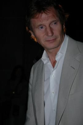 Photo: Picture of Liam Neeson | Breakfast on Pluto premiere | 30th Toronto International Film Festival tiff05-3-c-1133.jpg