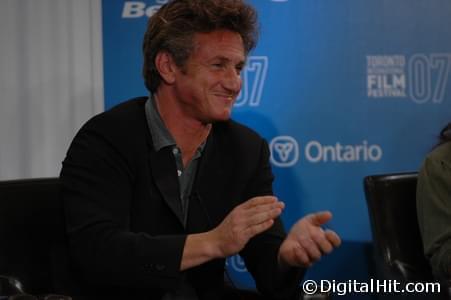 Photo: Picture of Sean Penn | Into the Wild press conference | 32nd Toronto International Film Festival tiff07-4c-0028.jpg