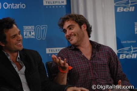 Photo: Picture of Mark Ruffalo and Joaquin Phoenix | Reservation Road press conference | 32nd Toronto International Film Festival tiff07-7i-0074.jpg