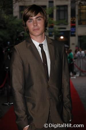 Photo: Picture of Zac Efron | Me and Orson Welles premiere | 33rd Toronto International Film Festival tiff08-c-d2-0342.jpg