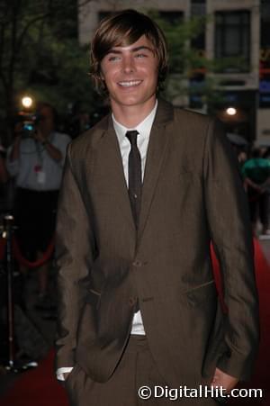 Photo: Picture of Zac Efron | Me and Orson Welles premiere | 33rd Toronto International Film Festival tiff08-c-d2-0362.jpg