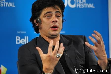 Photo: Picture of Benicio Del Toro | Che press conference | 33rd Toronto International Film Festival tiff08-c-d7-0069.jpg