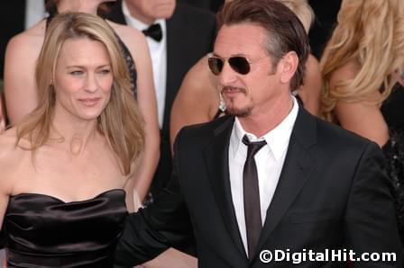 Photo: Picture of Robin Wright and Sean Penn | 15th Annual Screen Actors Guild Awards 2009-sag-awards-0410.jpg