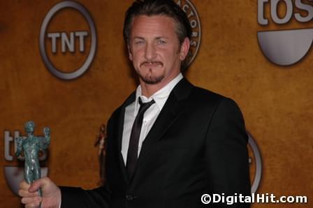 Photo: Picture of Sean Penn | 15th Annual Screen Actors Guild Awards 2009-sag-awards-0607.jpg