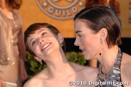 Photo: Picture of Carey Mulligan and Olivia Williams | 16th Annual Screen Actors Guild Awards 2010-sag-awards-0337.jpg