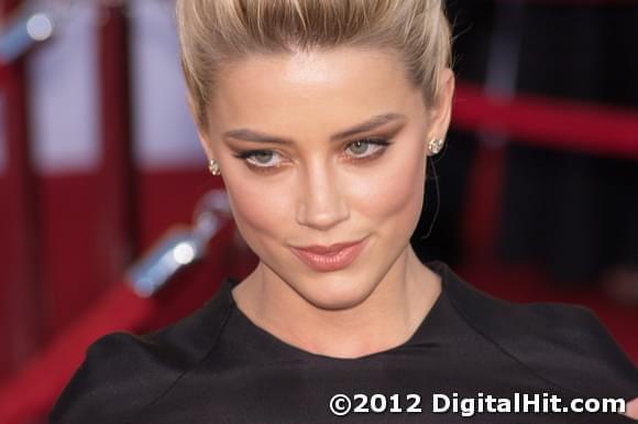 Photo: Picture of Amber Heard | 18th Annual Screen Actors Guild Awards 18th-SAG-Awards-0224.jpg