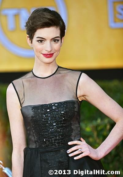 Photo: Picture of Anne Hathaway | 19th Annual Screen Actors Guild Awards SAG-awards-2013-0185.jpg