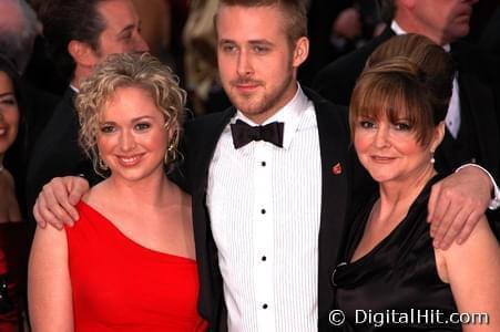 Mandi Gosling, Ryan Gosling and Donna Gosling | 79th Annual Academy Awards