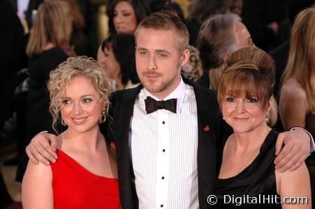 Mandi Gosling, Ryan Gosling and Donna Gosling | 79th Annual Academy Awards