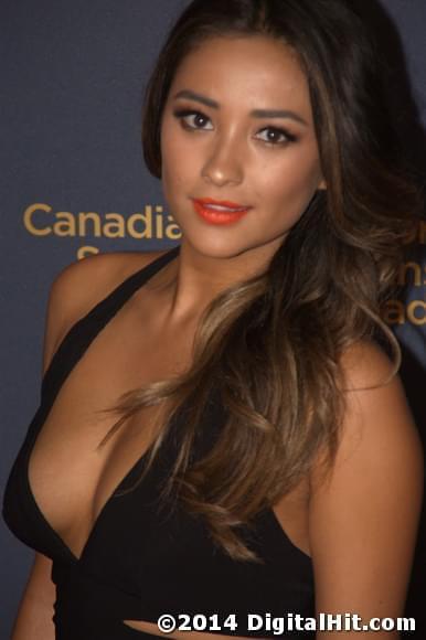Shay Mitchell | CBC Broadcast Gala | 2nd Canadian Screen Awards