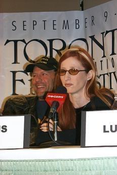 Bruce Willis and Vicki Lewis | Breakfast of Champions press conference | 24th Toronto International Film Festival