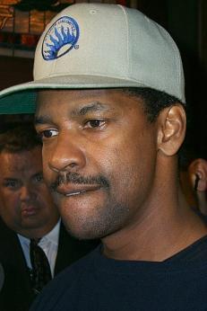 Denzel Washington ©1999 Digital Hit Entertainment