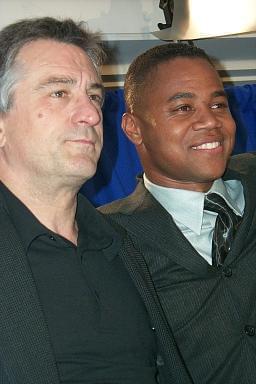 Photo: Picture of Robert De Niro and Cuba Gooding Jr. | Men of Honor press conference | 25th Toronto International Film Festival d8-c-1759.jpg