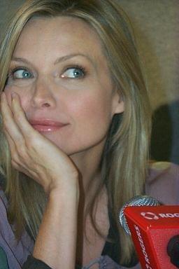 Michelle Pfeiffer | White Oleander press conference | 27th Toronto International Film Festival