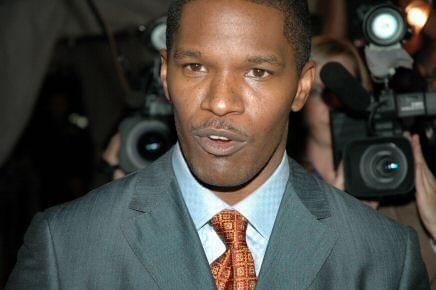 Photo: Picture of Jamie Foxx | Ray premiere | 29th Toronto International Film Festival t04i-4-386.jpg