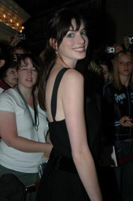 Photo: Picture of Anne Hathaway | Brokeback Mountain premiere | 30th Toronto International Film Festival tiff05-3-c-0826.jpg