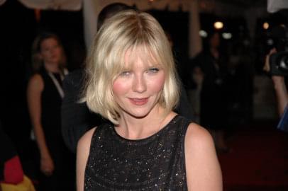 Photo: Picture of Kirsten Dunst | Elizabethtown premiere | 30th Toronto International Film Festival tiff05-3-i-554.jpg