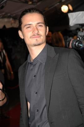 Photo: Picture of Orlando Bloom | Elizabethtown premiere | 30th Toronto International Film Festival tiff05-3-i-573.jpg