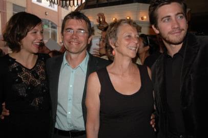 Photo: Picture of Maggie Gyllenhaal, Stephen Gyllenhaal, Naomi Foner Gyllenhaal and Jake Gyllenhaal | Bee Season premiere | 30th Toronto International Film Festival tiff05-4-c-156.jpg