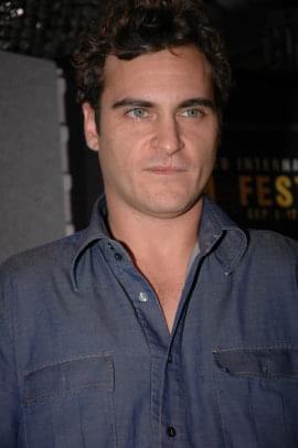 Photo: Picture of Joaquin Phoenix | Walk the Line press conference | 30th Toronto International Film Festival tiff05-6-c-256.jpg