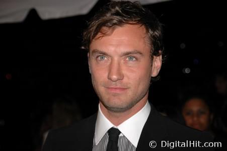 Photo: Picture of Jude Law | All the King's Men premiere | 31st Toronto International Film Festival tiff06i-d4-0509.jpg