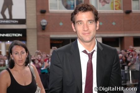 Photo: Picture of Clive Owen | No Country for Old Men premiere | 32nd Toronto International Film Festival tiff07-3c-0482.jpg