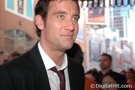 Photo: Picture of Clive Owen | No Country for Old Men premiere | 32nd Toronto International Film Festival tiff07-3c-0487.jpg