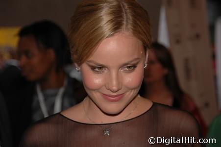 Photo: Picture of Abbie Cornish | Elizabeth: The Golden Age premiere | 32nd Toronto International Film Festival tiff07-4i-0229.jpg