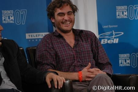 Photo: Picture of Joaquin Phoenix | Reservation Road press conference | 32nd Toronto International Film Festival tiff07-7i-0082.jpg