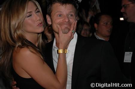 Photo: Picture of Jennifer Aniston and Steve Zahn | Management premiere | 33rd Toronto International Film Festival tiff08-c-d4-0620.jpg