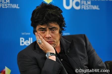 Photo: Picture of Benicio Del Toro | Che press conference | 33rd Toronto International Film Festival tiff08-c-d7-0055.jpg