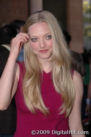 Amanda Seyfried | An Education premiere | 34th Toronto International Film Festival