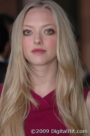 Amanda Seyfried | An Education premiere | 34th Toronto International Film Festival