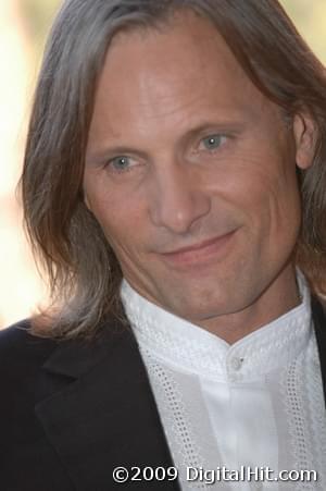 Photo: Picture of Viggo Mortensen | The Road premiere | 34th Toronto International Film Festival TIFF2009-d4c-0297.jpg