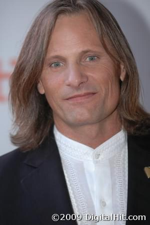 Viggo Mortensen at The Road premiere | 34th Toronto International Film Festival