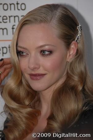 Photo: Picture of Amanda Seyfried | Chloe premiere | 34th Toronto International Film Festival TIFF2009-d4i-0086.jpg