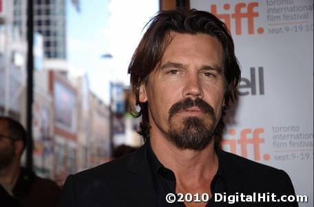 Photo: Picture of Josh Brolin | You Will Meet a Tall Dark Stranger premiere | 35th Toronto International Film Festival tiff2010-d4c-0400.jpg