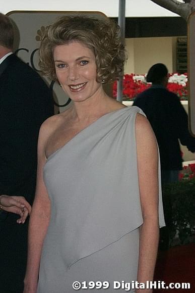 Susan Sullivan | 56th Annual Golden Globe Awards