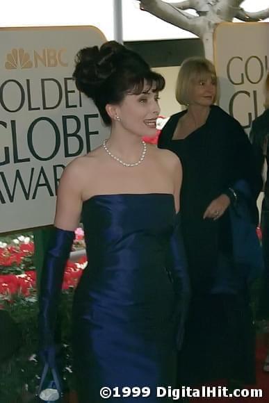 Roma Downey | 56th Annual Golden Globe Awards