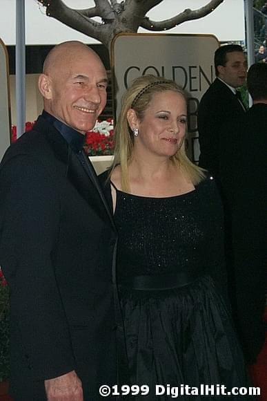 Photo: Picture of Patrick Stewart | 56th Annual Golden Globe Awards gg56-0331x1.jpg